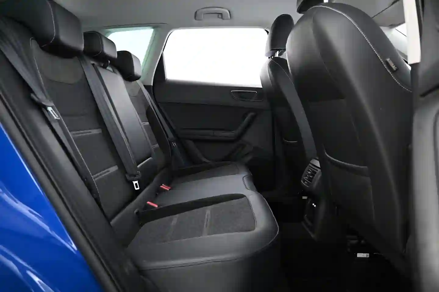 Car Image - 1rxlhw3DyJgJSVfHUxunoy