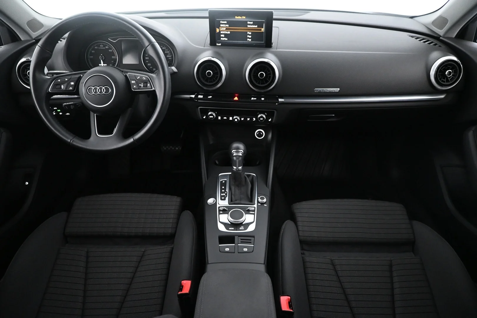 Car Image - 40KPs9uL8nx5aGBw9kv0Wl