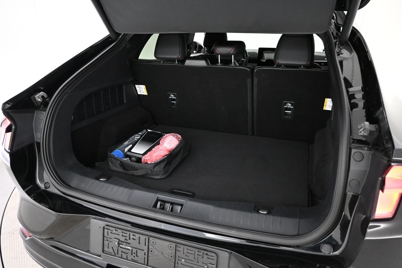 Car Image - 1HAjXgnCzOsqXtRtgTtFon