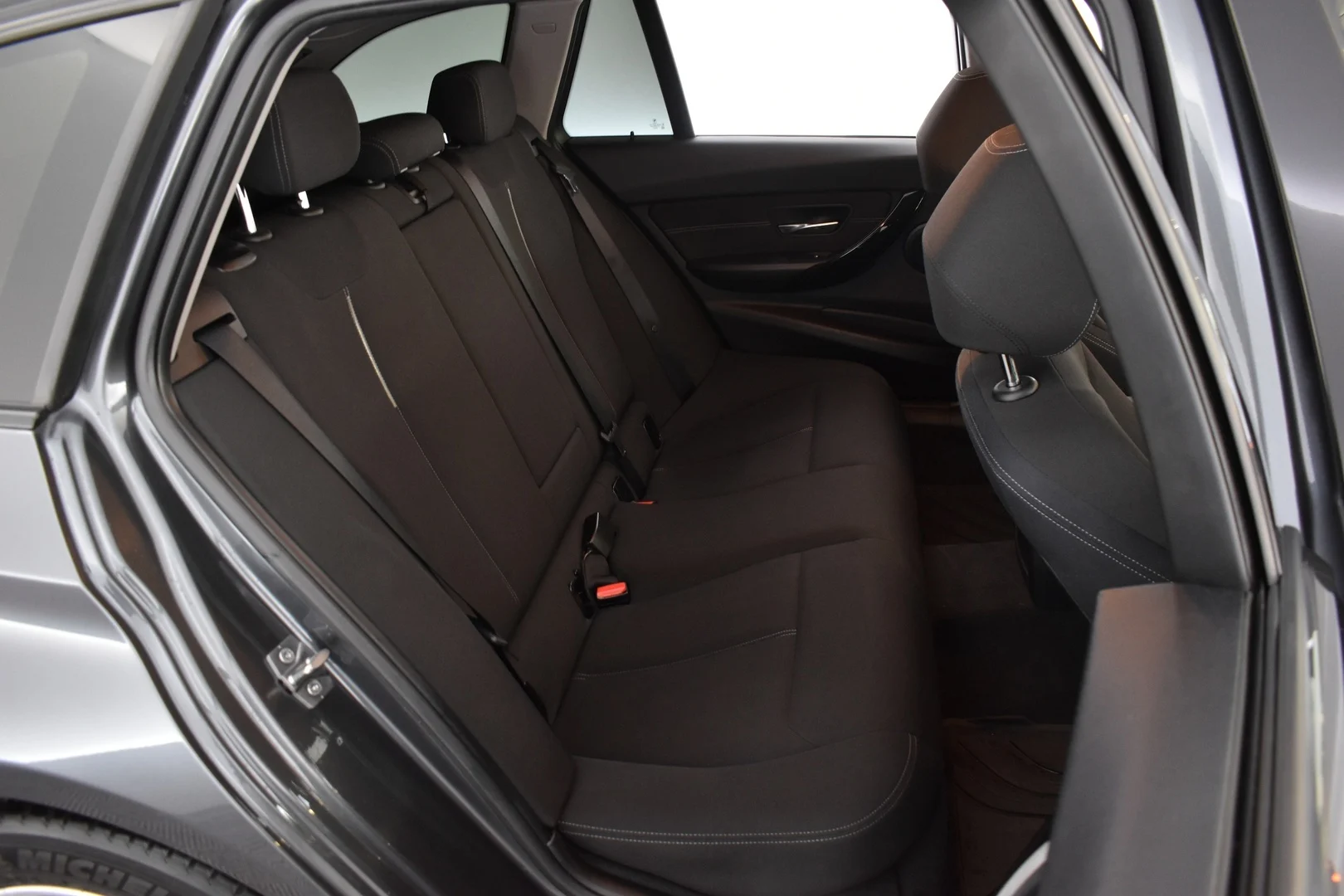 Car Image - 1TZF6r6CNJl91anDx86UsO