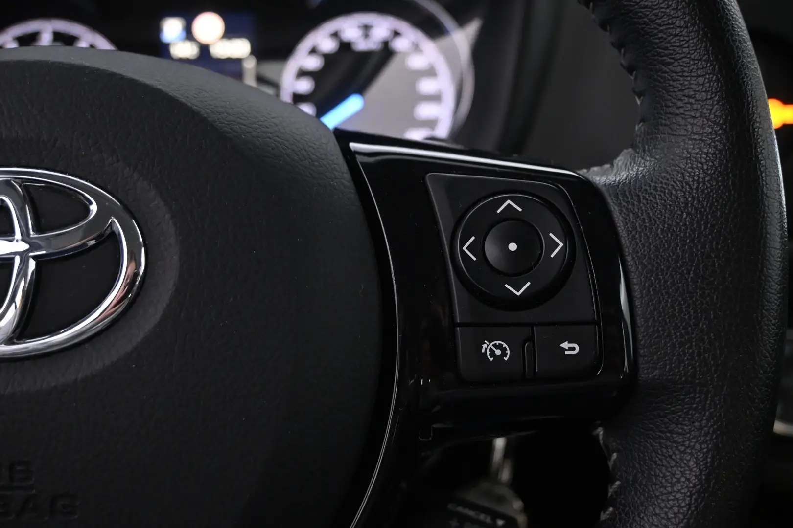 Car Image - 3beNtxGvHpJYWIju5vqt2c
