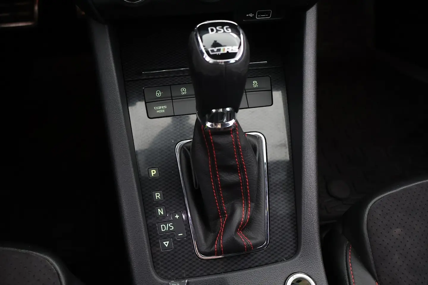 Car Image - MPrRYnI2XczWXDxOfvNVT