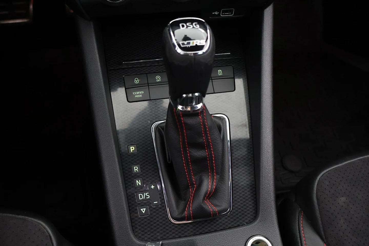 Car Image - MPrRYnI2XczWXDxOfvNVT