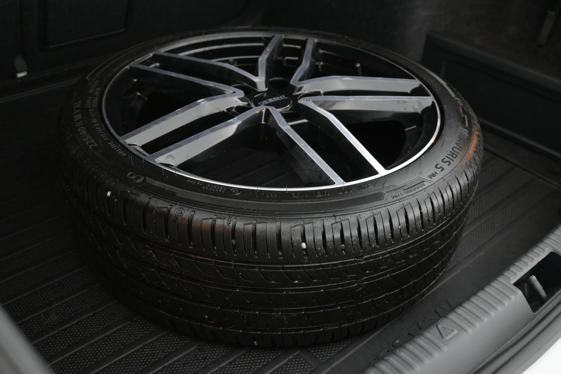 Car Image - 2i2iHQddnF7tcB31cFzRr3