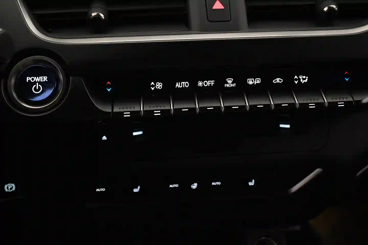 Car Image - 1LlLa396U9Leq5iREOhmbo