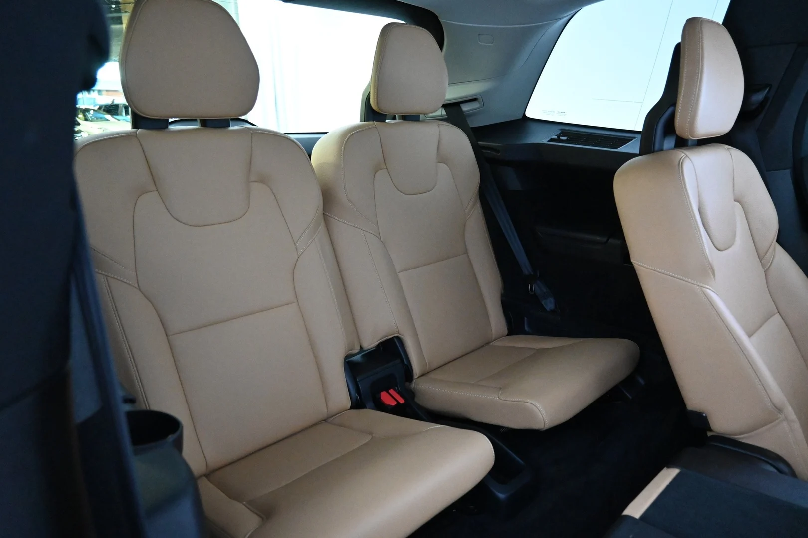 Car Image - 4HNjKcoGVZKHErcyrKImw2