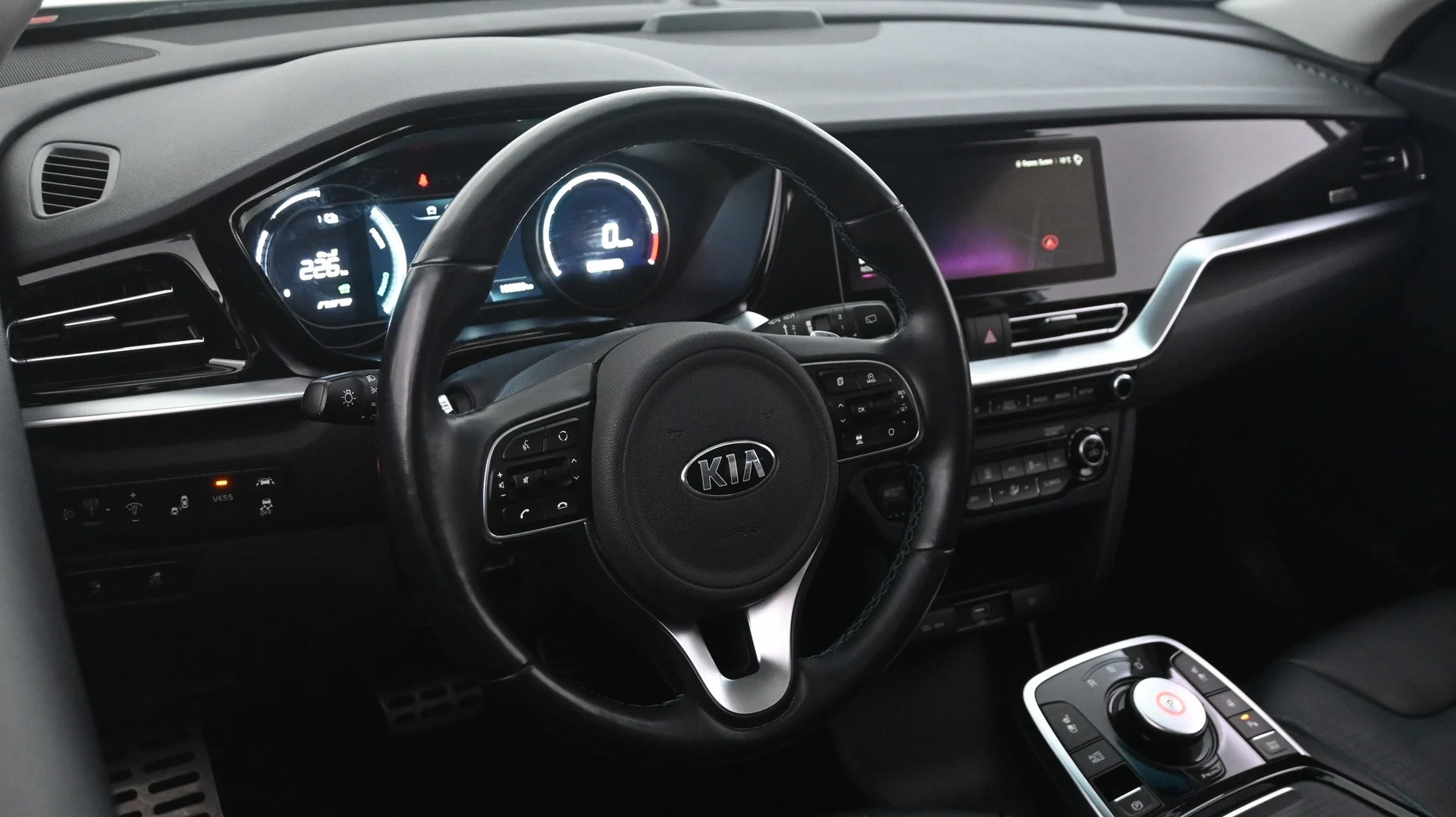 Car Image - 6vR9Ib1txQ9hbK3jlD8hbV