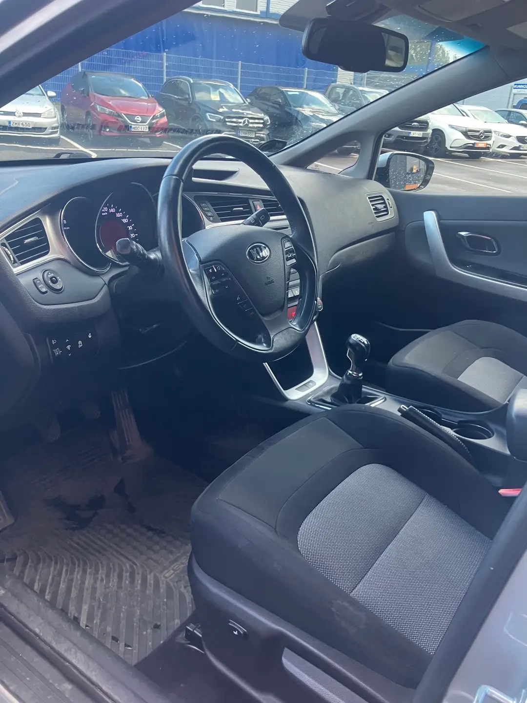 Car Image - N6EtLPUhw4DhRCRuXdISM
