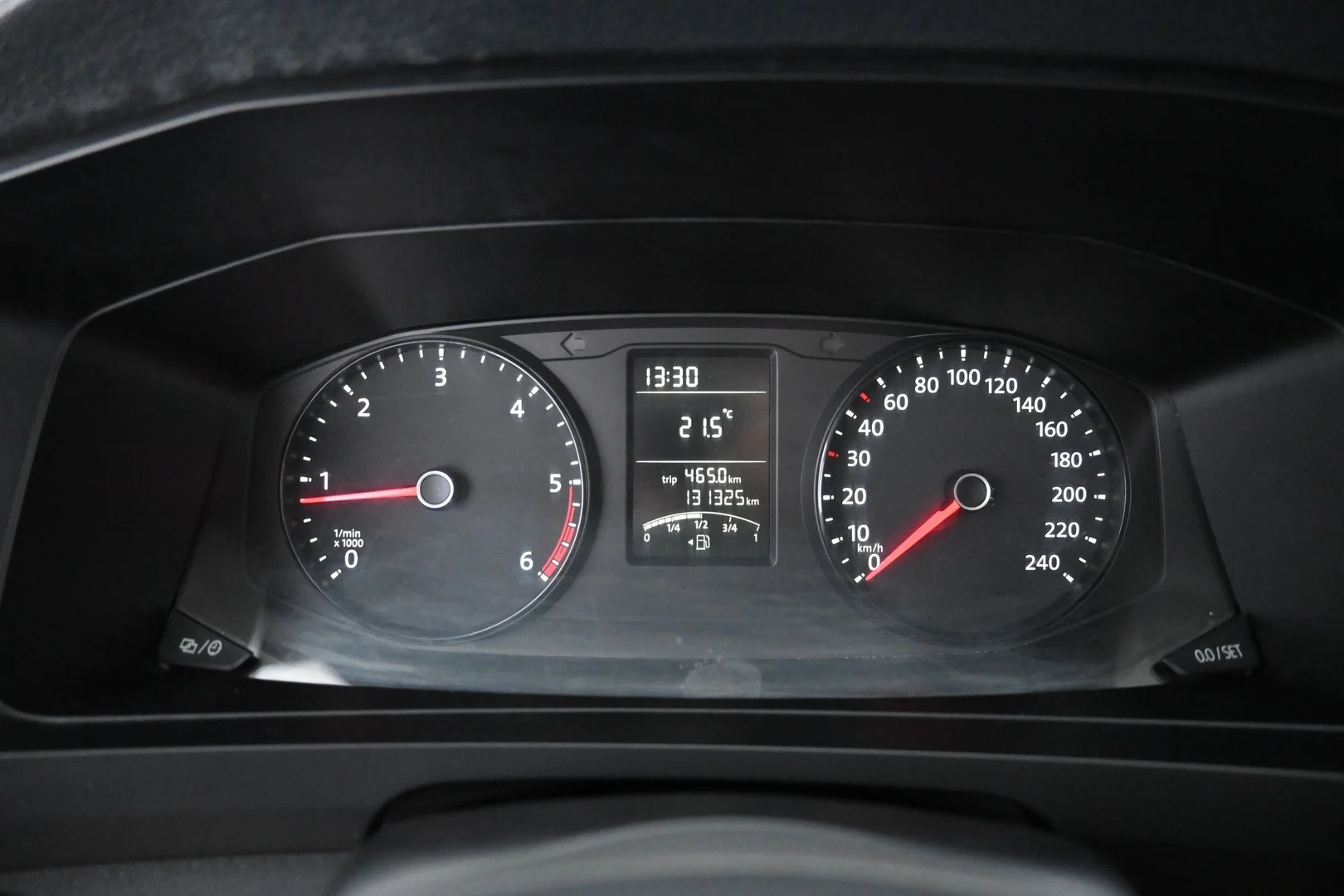 Car Image - AOCwEuwV8adroO3NOK2hh