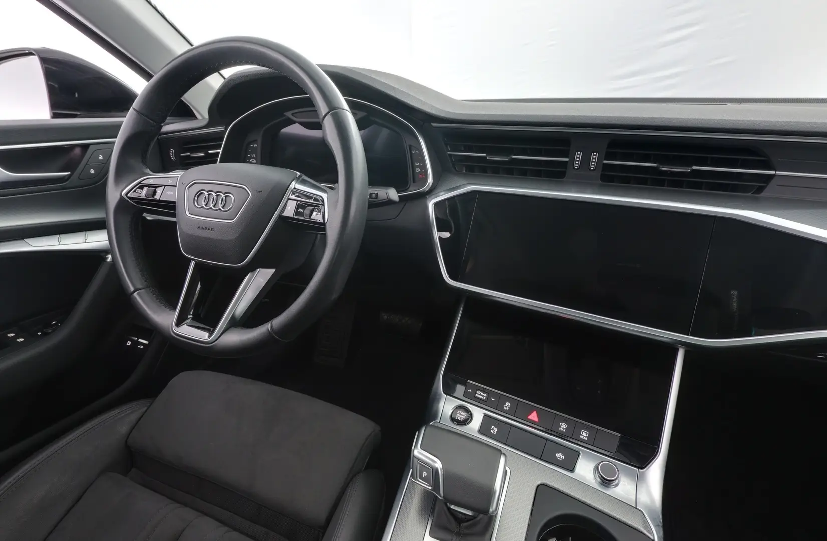 Car Image - 3xzIxFtcVHdUqZOpXLaoxO