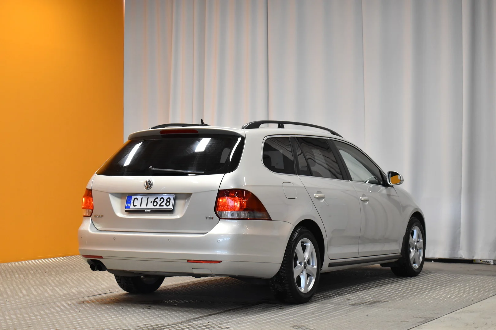 Car Image - tK8jtGGLRli6OrPF4YD97
