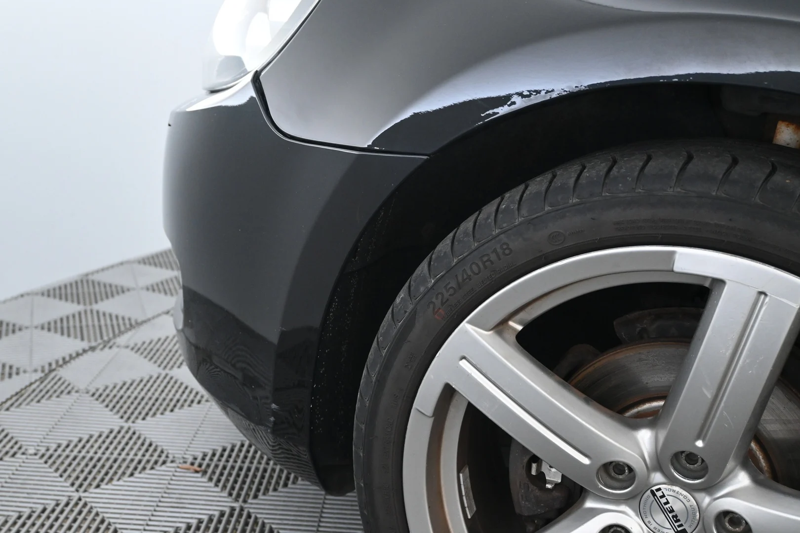 Car Image - 2PXsxXCC0pbYeSgkF7En29