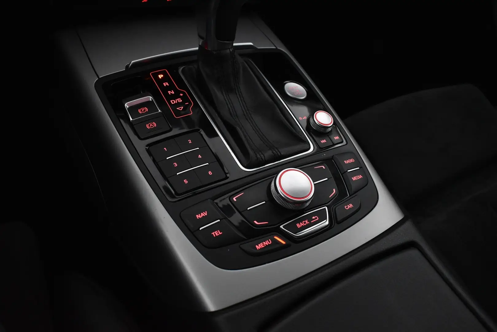 Car Image - s3t8kQRC9e63L09X03sxk