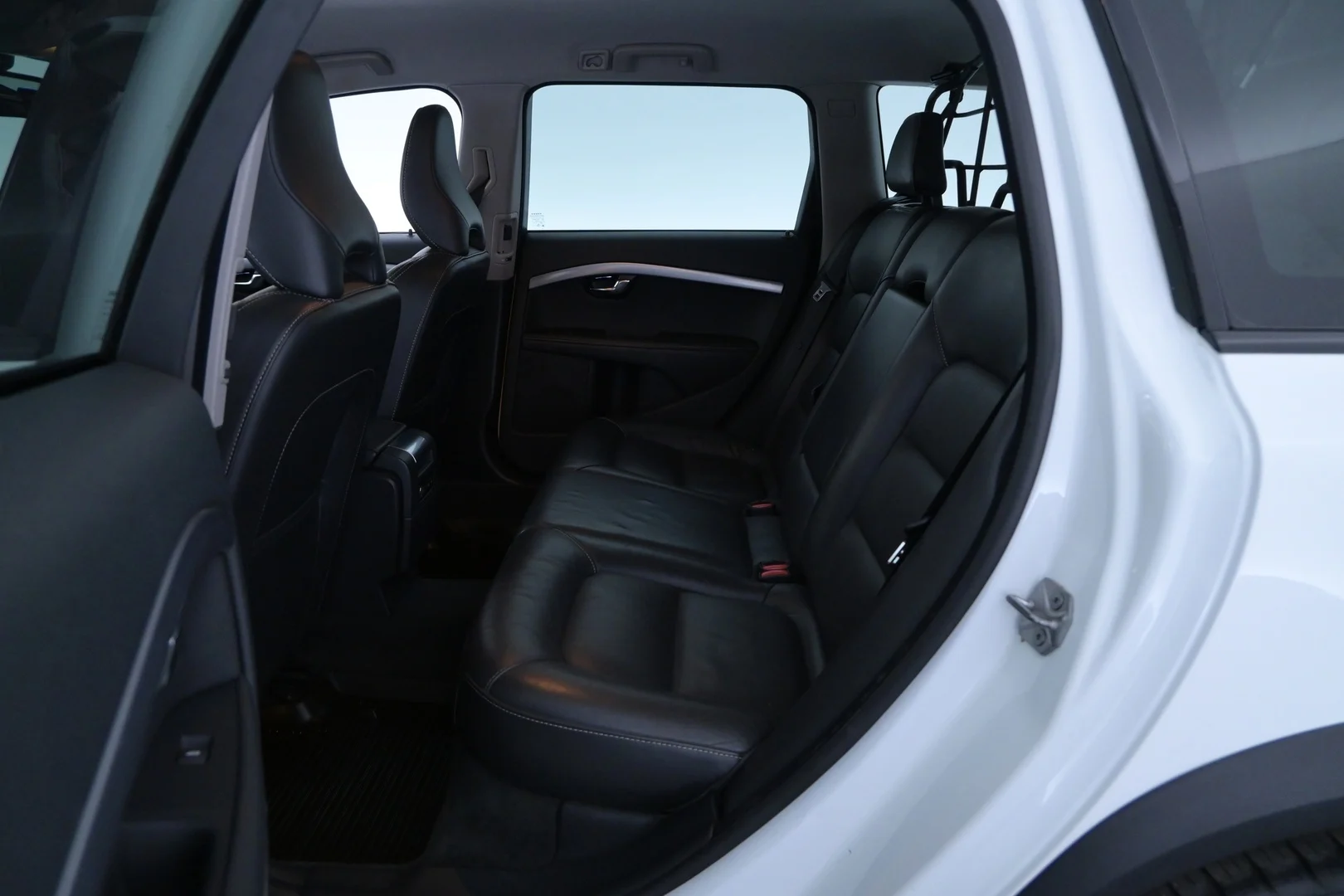 Car Image - e8a5hEtGvsUgmrnp3gC3f