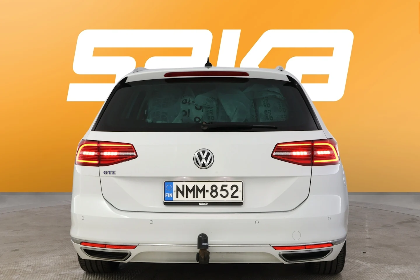 Car Image - lBR5ESRuWylDzrfegbe4F