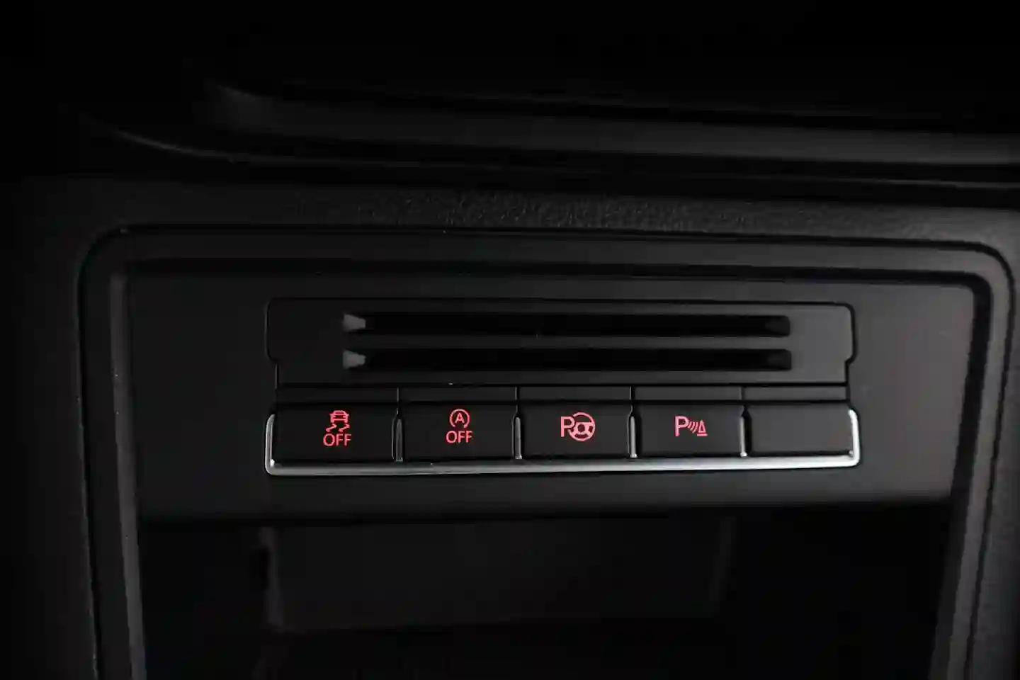 Car Image - 309mnchTk2vuSPaSA9E93