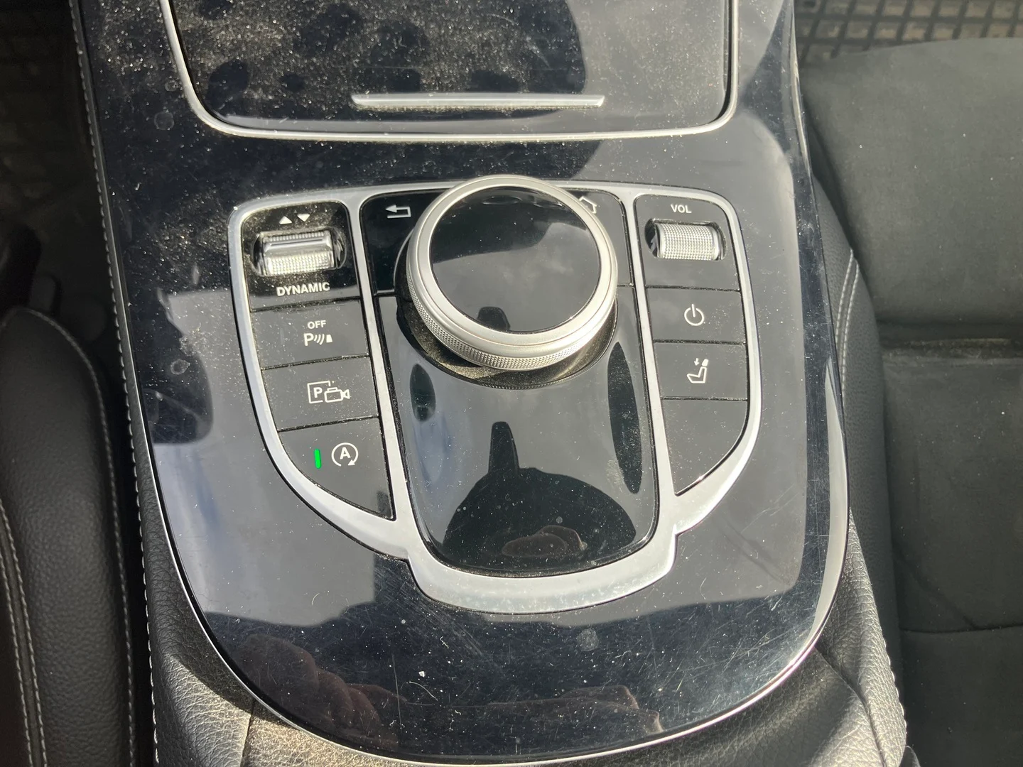 Car Image - 2BnhvIrReUgFO29p92IZ42