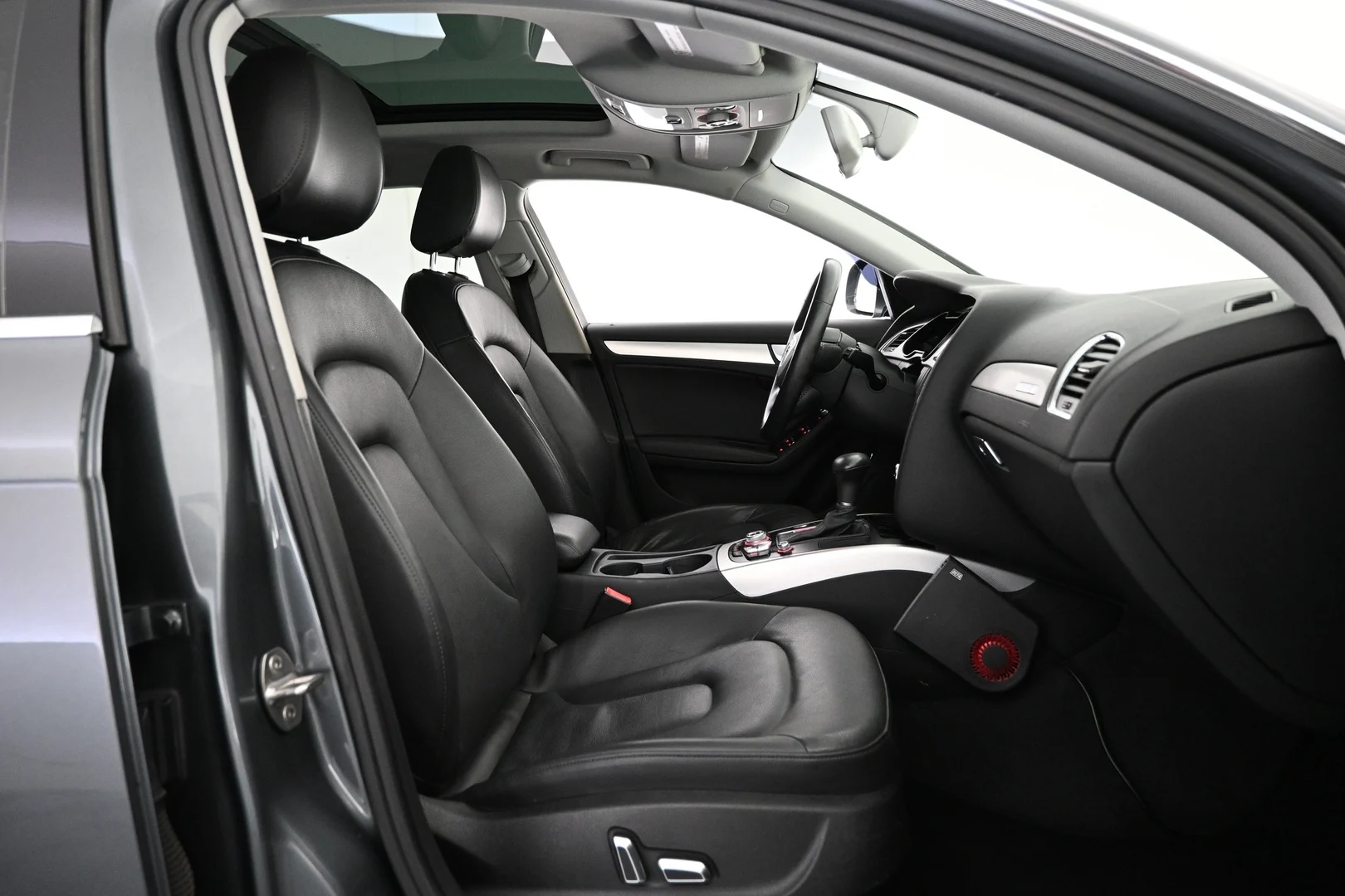 Car Image - 10MDQXu5lUUdjpUzEsf4fL
