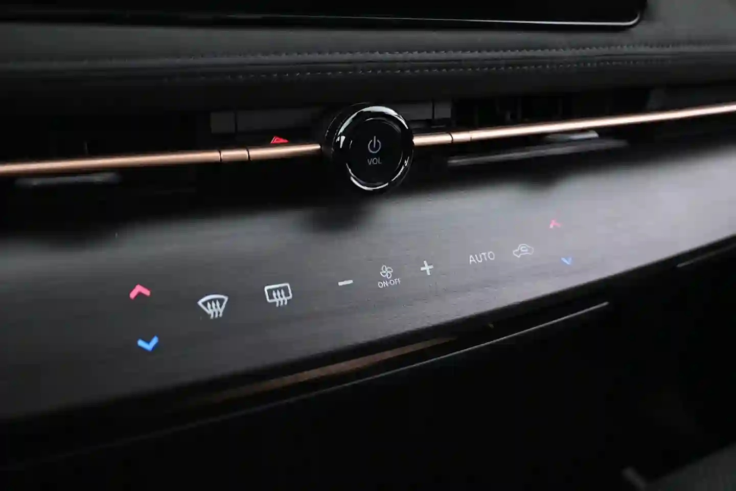 Car Image - 1ek0awJZHJg9NmLZJWddPU