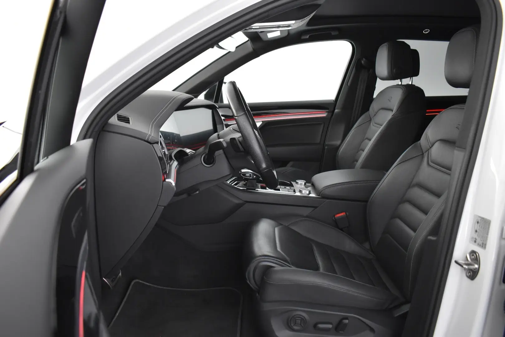 Car Image - 3XJna00QLG9JqGozEyZD39
