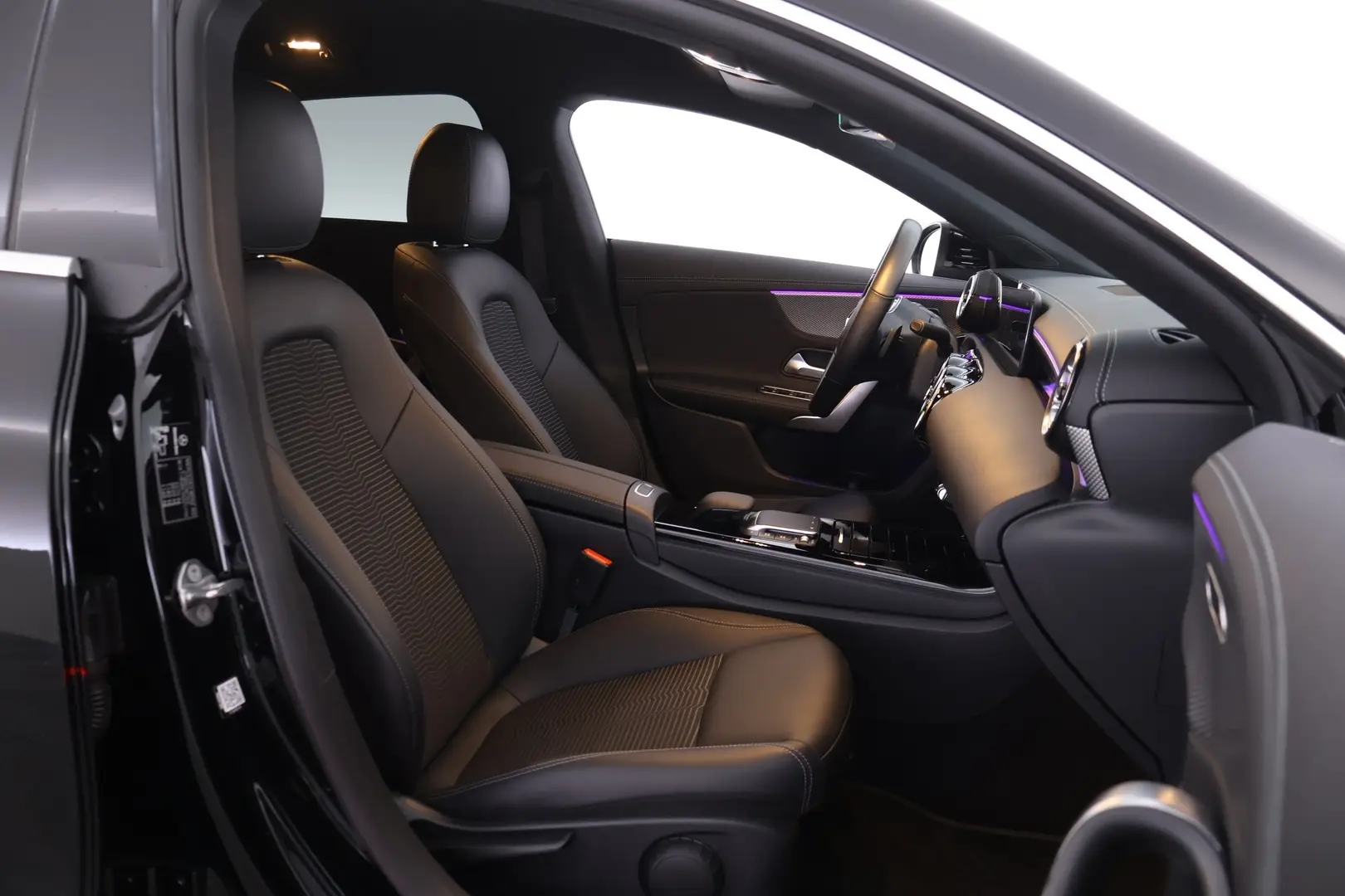 Car Image - 2YqWGnIjOLTkynif5mDFAn