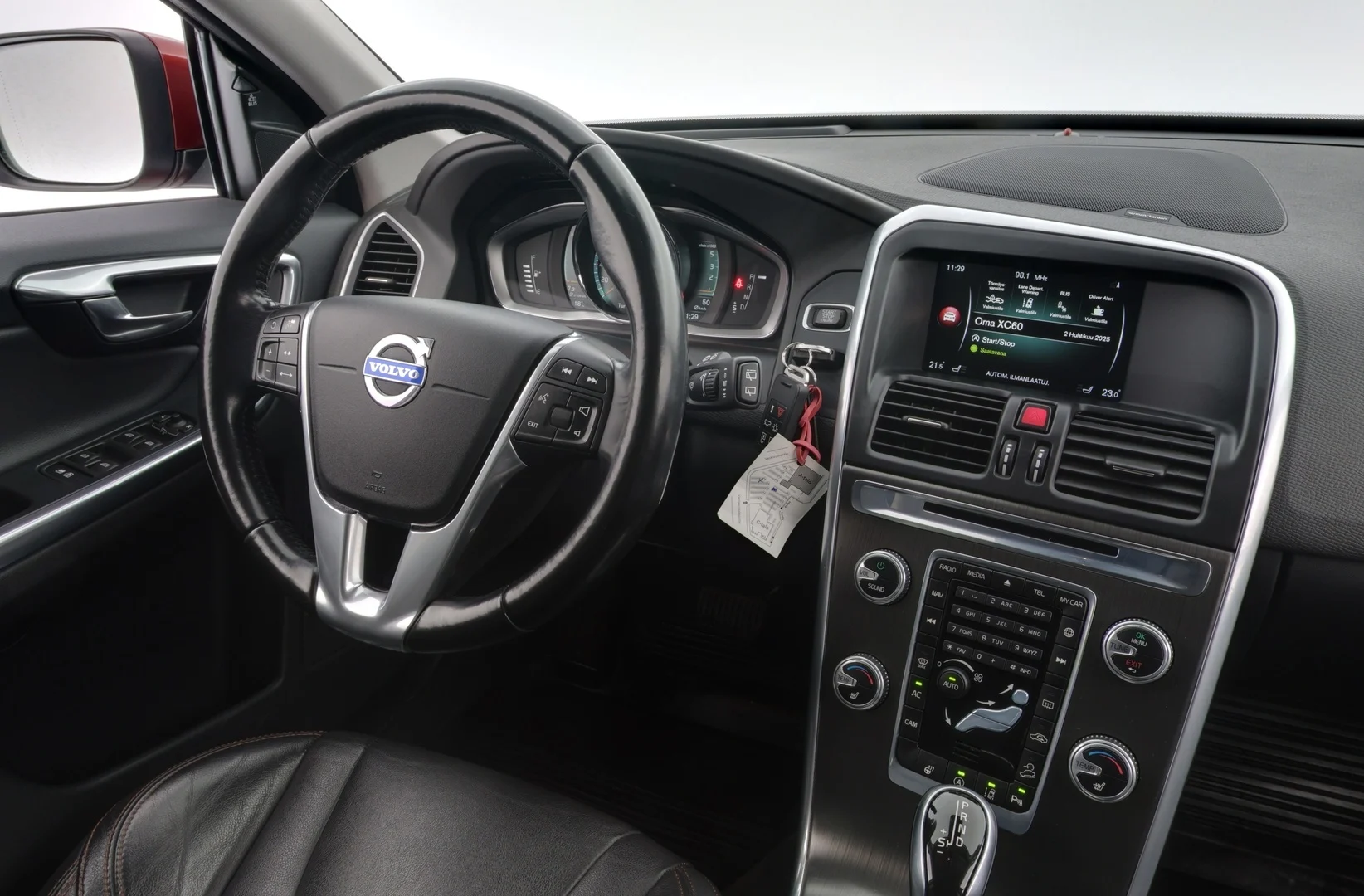 Car Image - Ykogi3JKwO6VSksapfAoc
