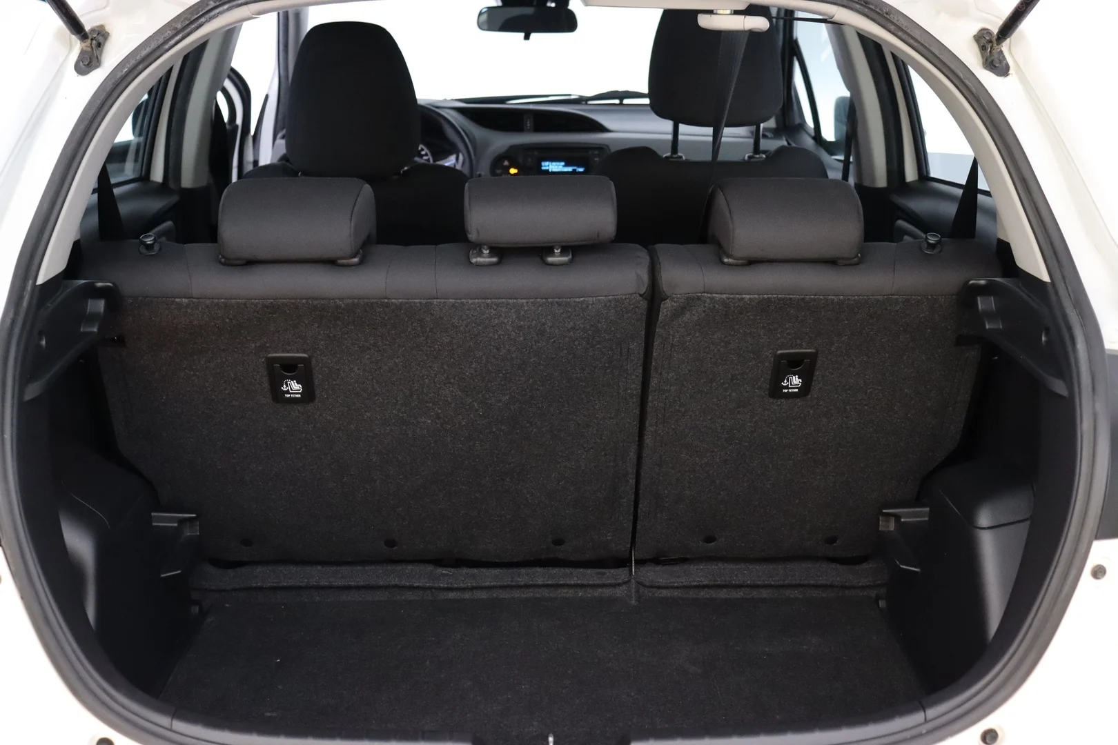 Car Image - 70Kxlz7KEc9v0YIuWCFU84