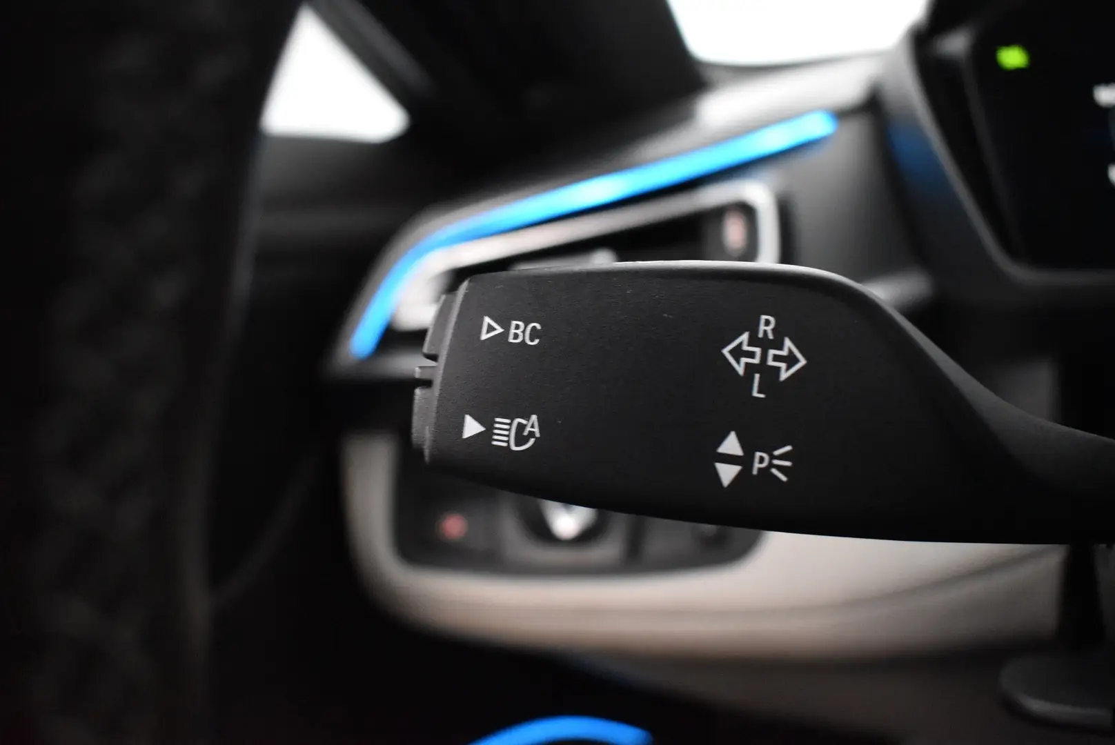 Car Image - 1TeLBy6DsI19GpBxOMqkmX