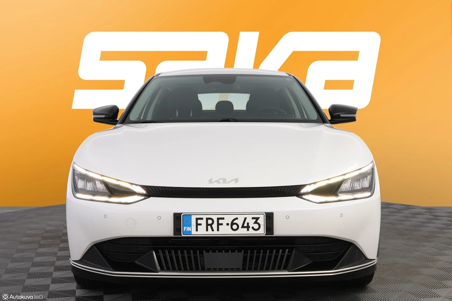 Car Image - 2VW3aPDBCmZc1B8tns5rHx