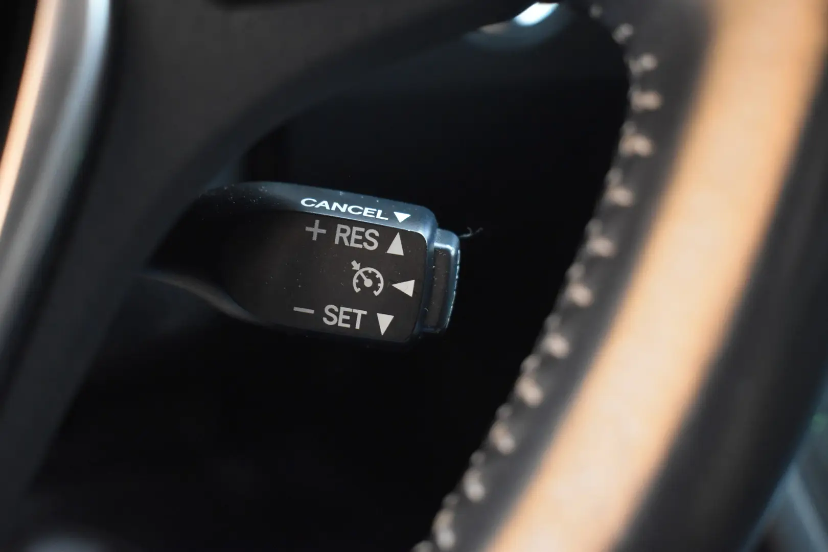 Car Image - 3VrF6LYioPSFDBrxWZtRdR