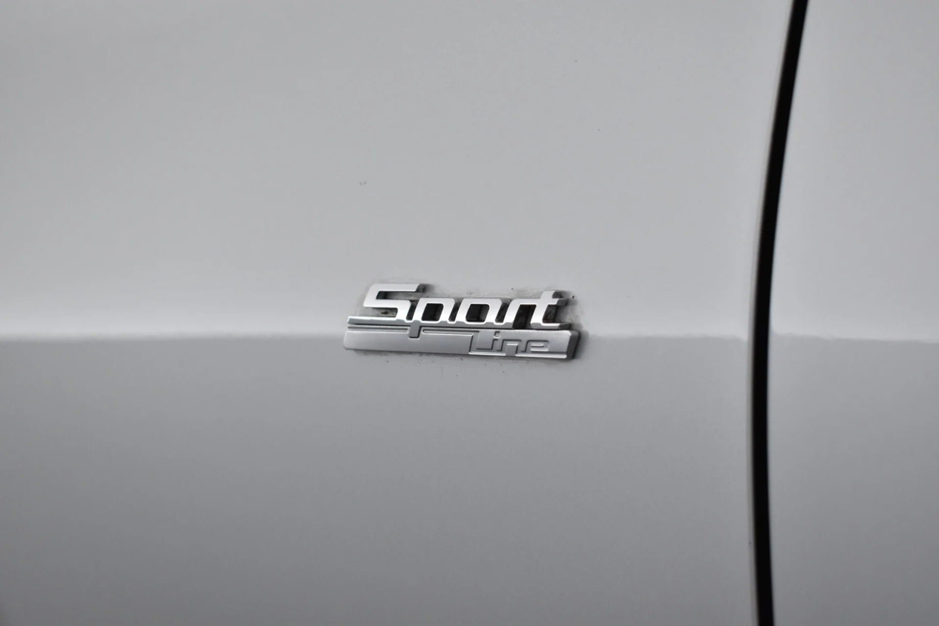 Car Image - 5KQ6bxH94qtvrlOJNzSzxl