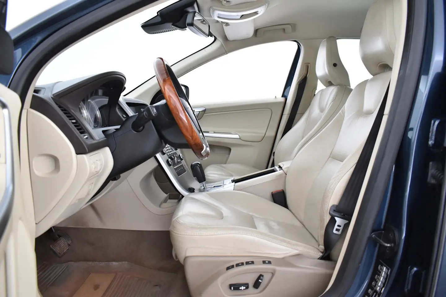 Car Image - 5BzKtSXFybRH7tkZ5Odhge