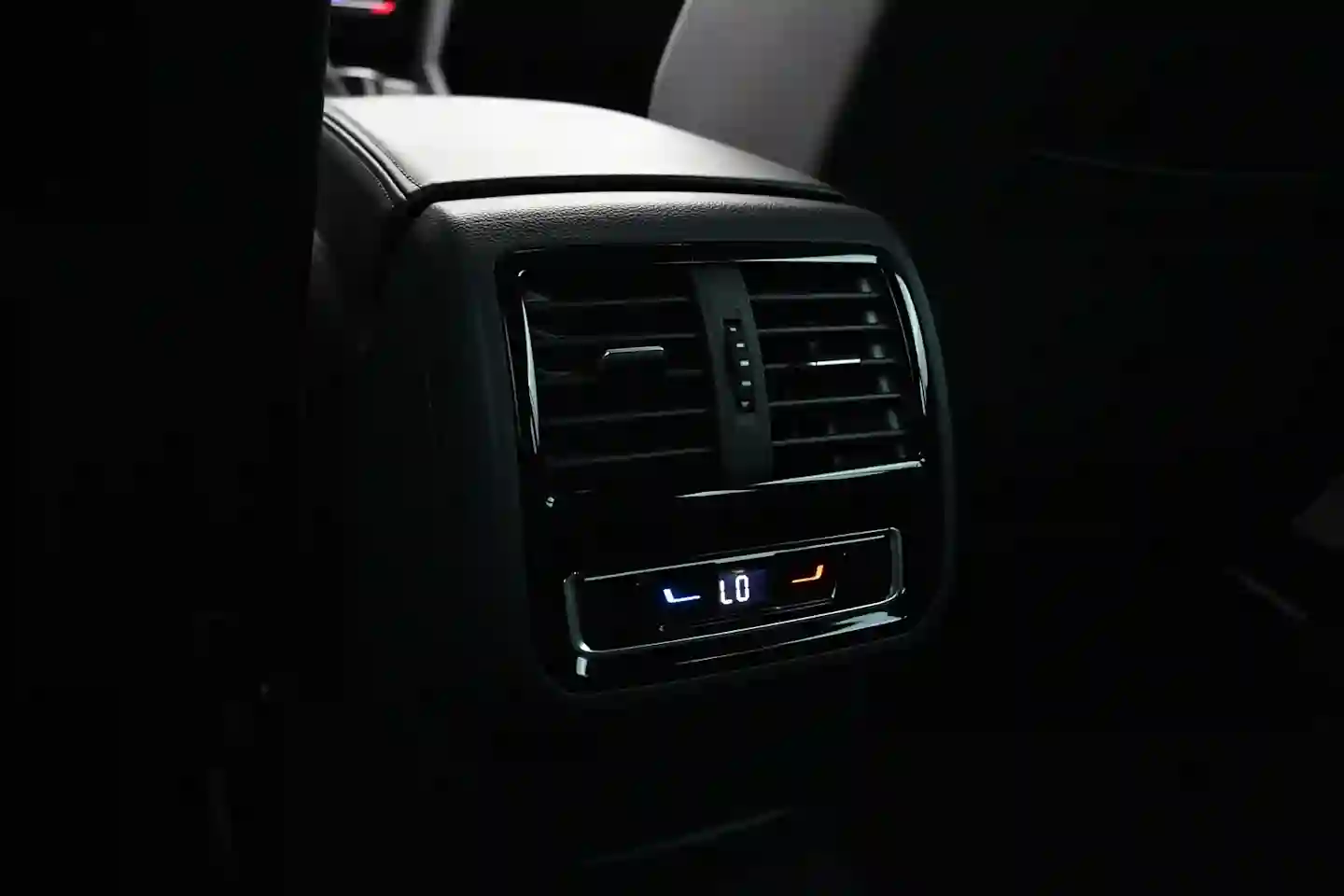 Car Image - 3EveOmnNFwEfSUTtRldezn