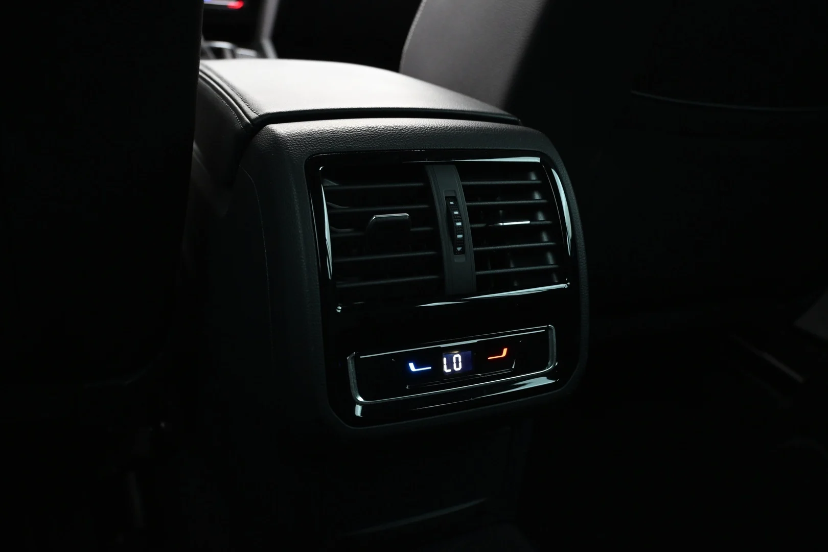 Car Image - 3EveOmnNFwEfSUTtRldezn