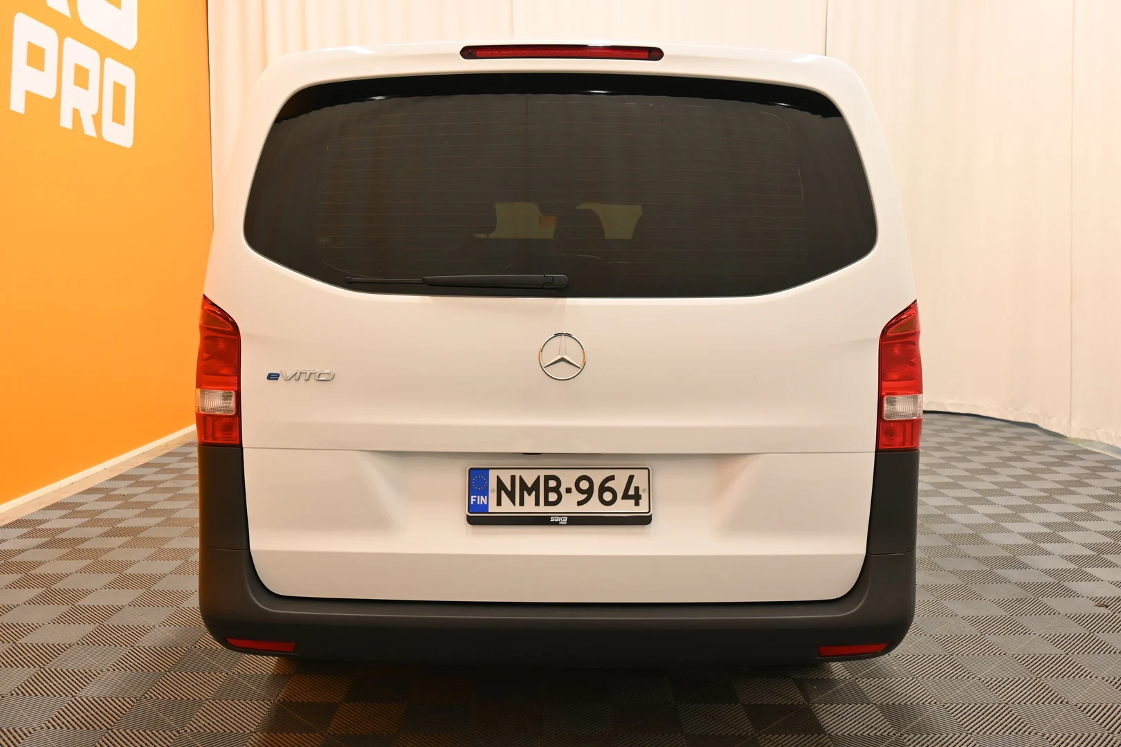 Car Image - 2Q3iFEZdAEeEGjfIf0L535