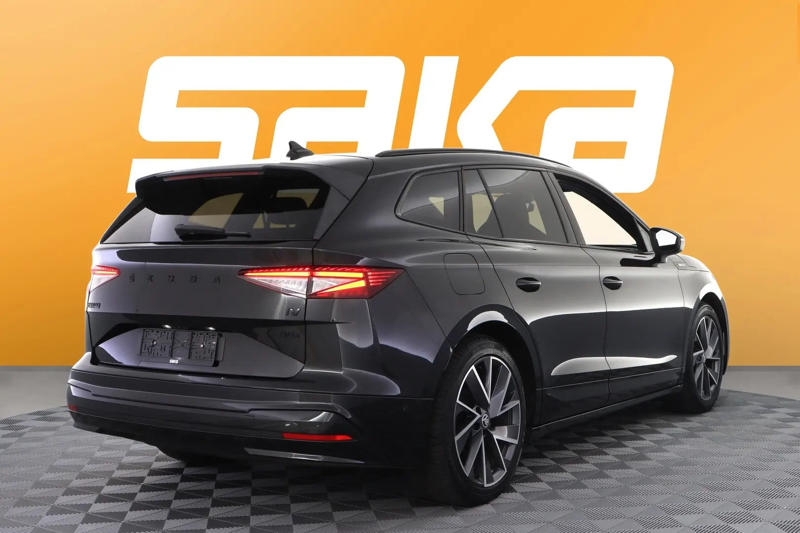 Car Image - 3W4ltdTkzK0NqUm9GenxMa