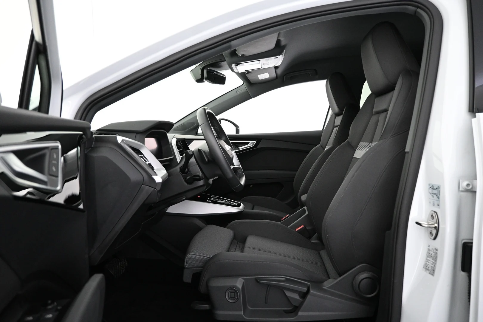 Car Image - 3jHC0f9ePCnus21Lzv8OyF