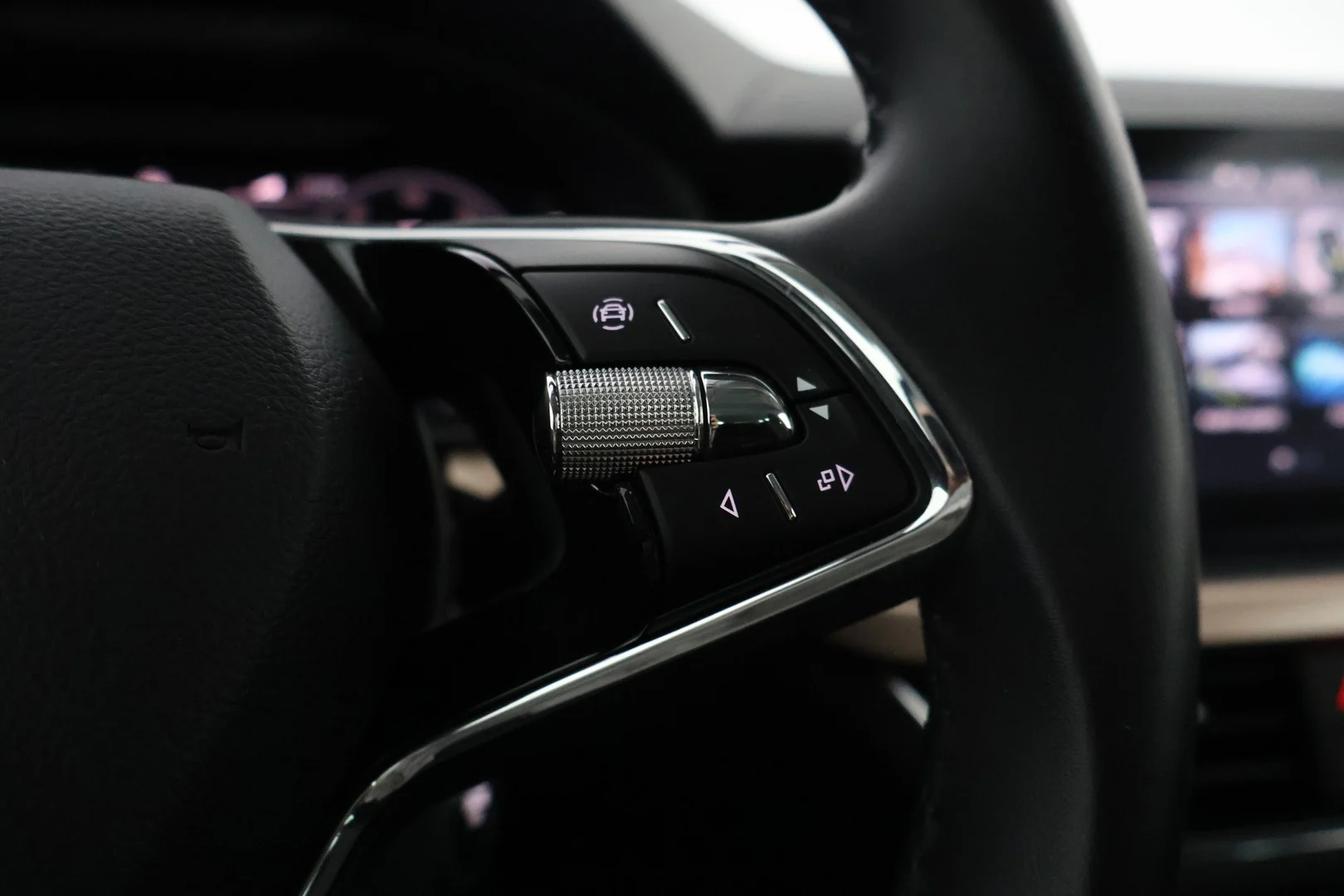 Car Image - 6mttwVXhi4mBDUwSyQsp4L