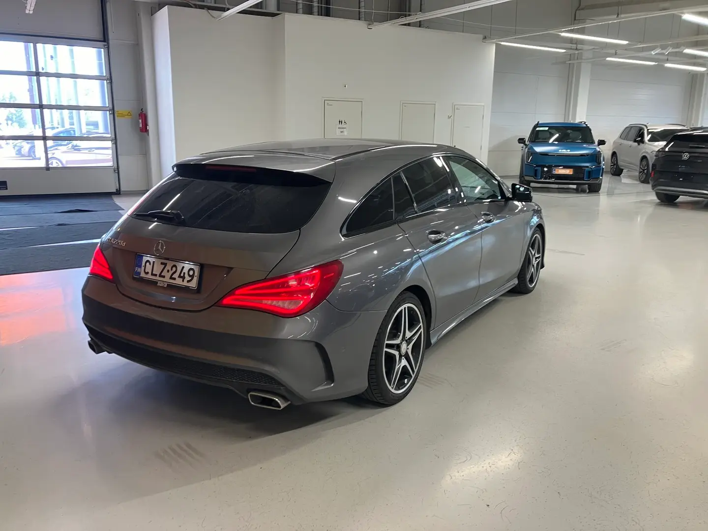 Car Image - 5r9VNTVskdLwyDSItoEkPU