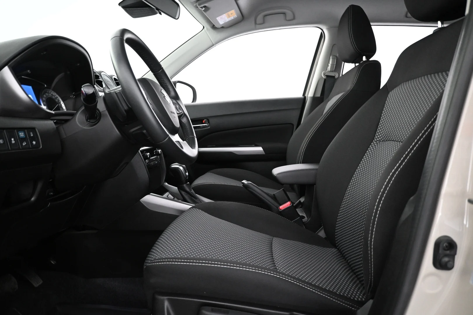 Car Image - 4Un9fpXmKtHVXAj8uBvD0C
