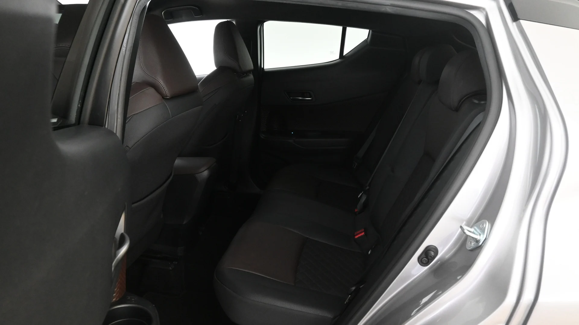 Car Image - 3Q1amyIJPYrZ0STkg3pSBx