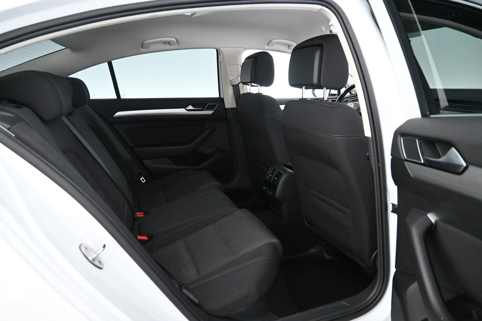 Car Image - 1WRe81Snju16JBDx9x4H1F