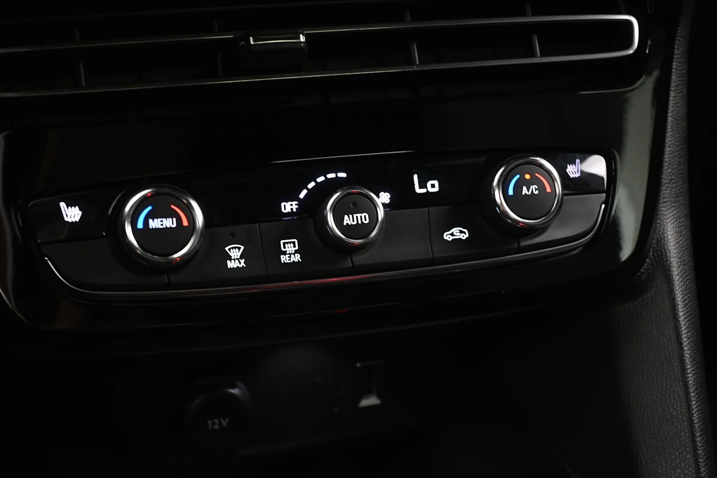 Car Image - 54J5OKsMWKkoZPDg60zZTx