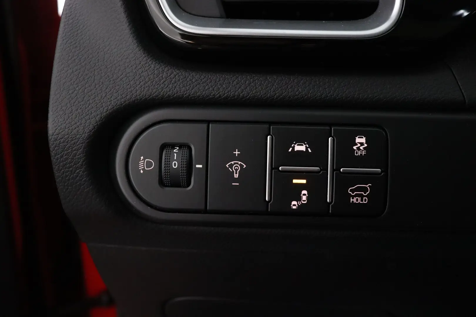Car Image - 7l2NThQzRmZZp2ZWjCS3wM