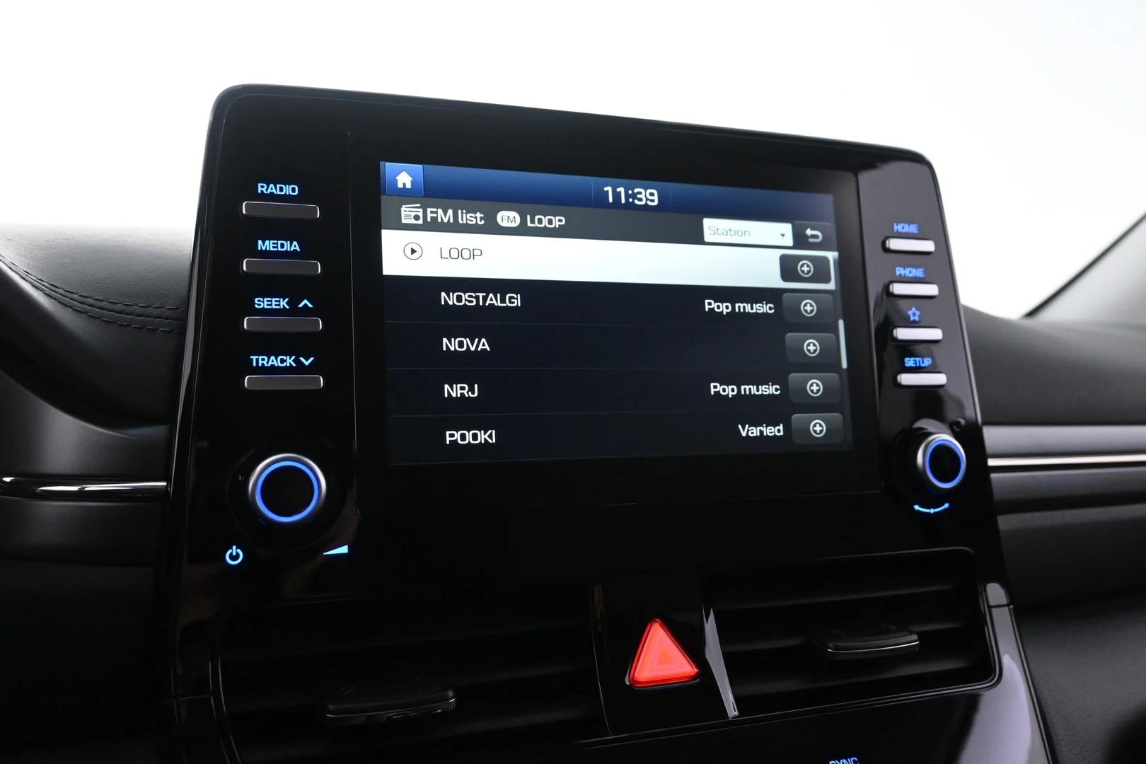 Car Image - 7JnSMN2YvxooveXXDc6ZKw