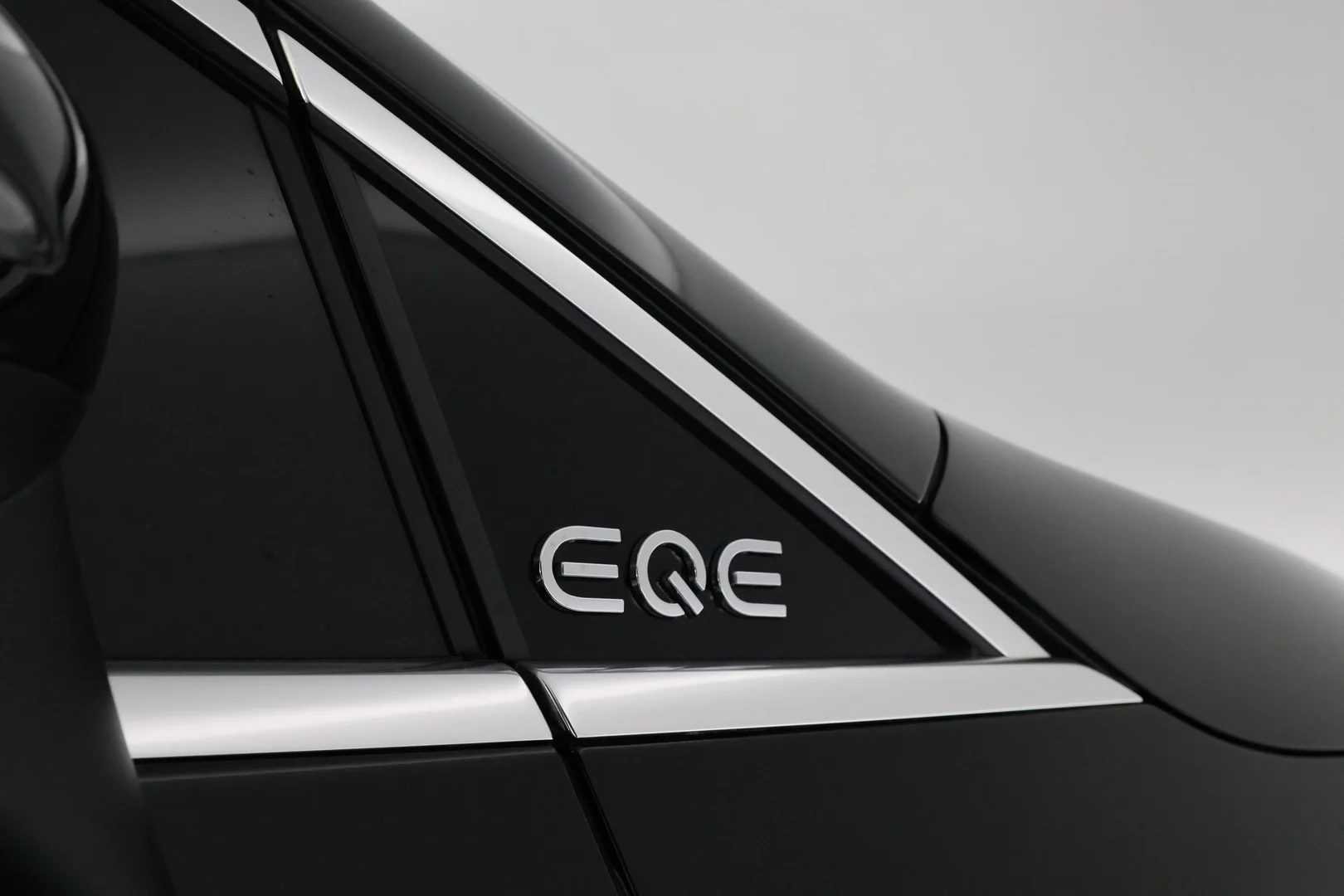 Car Image - S4fRR5XwsjANLWshlBZy6