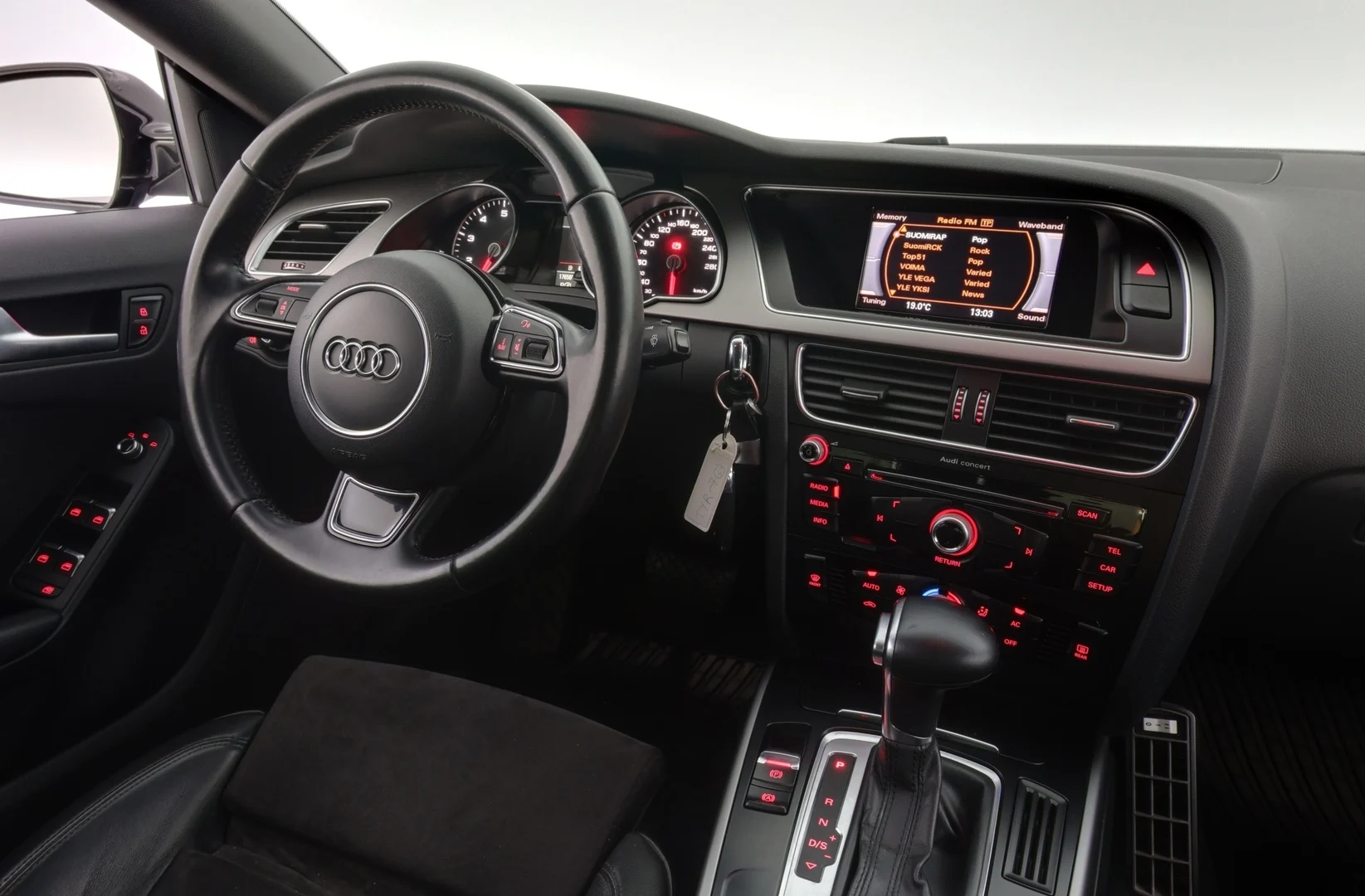 Car Image - 3BTw8fjPfiEKWlpDmaMcJW