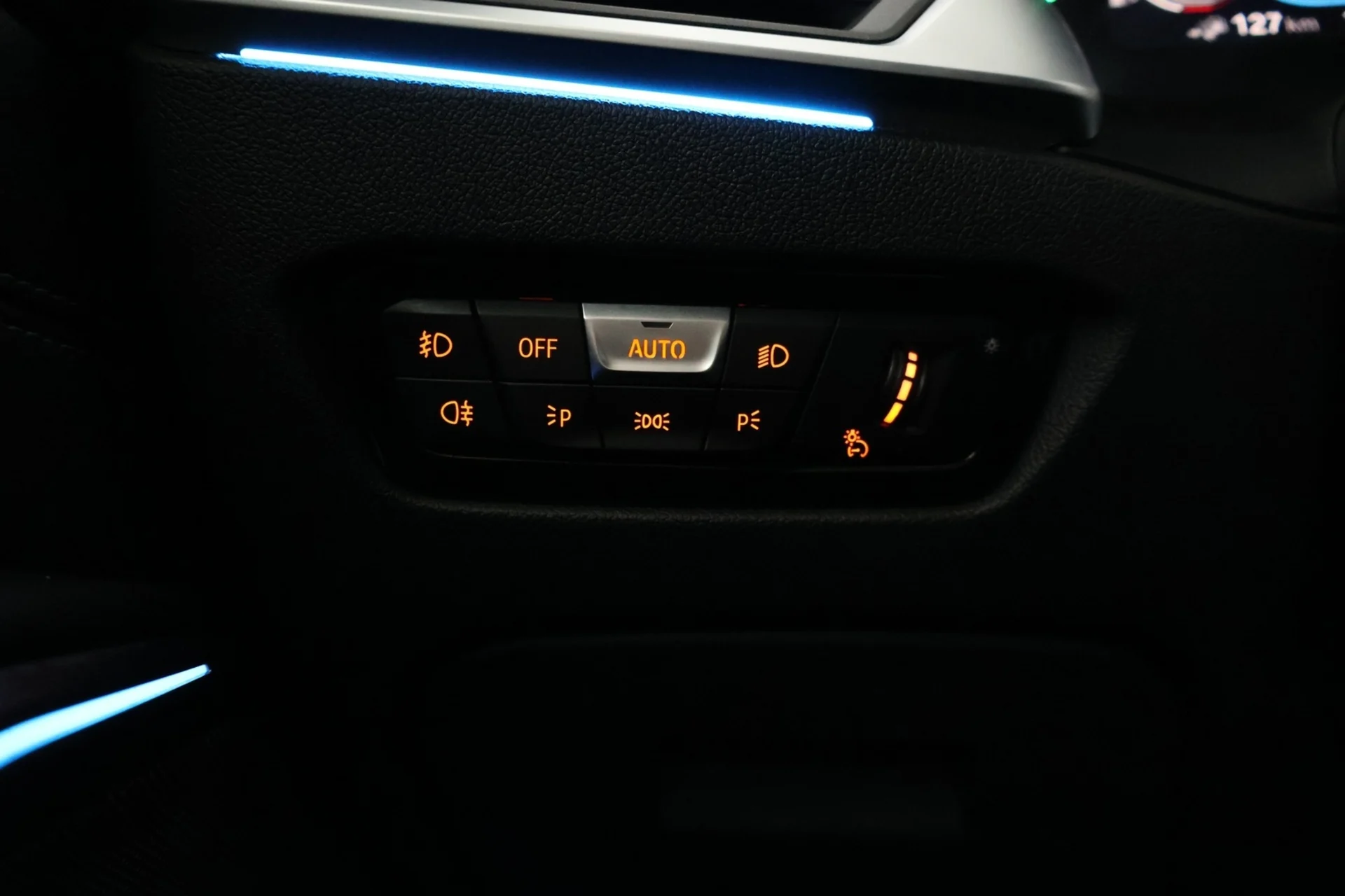 Car Image - 2BZtqYyP1rwumNuuMzX4pT