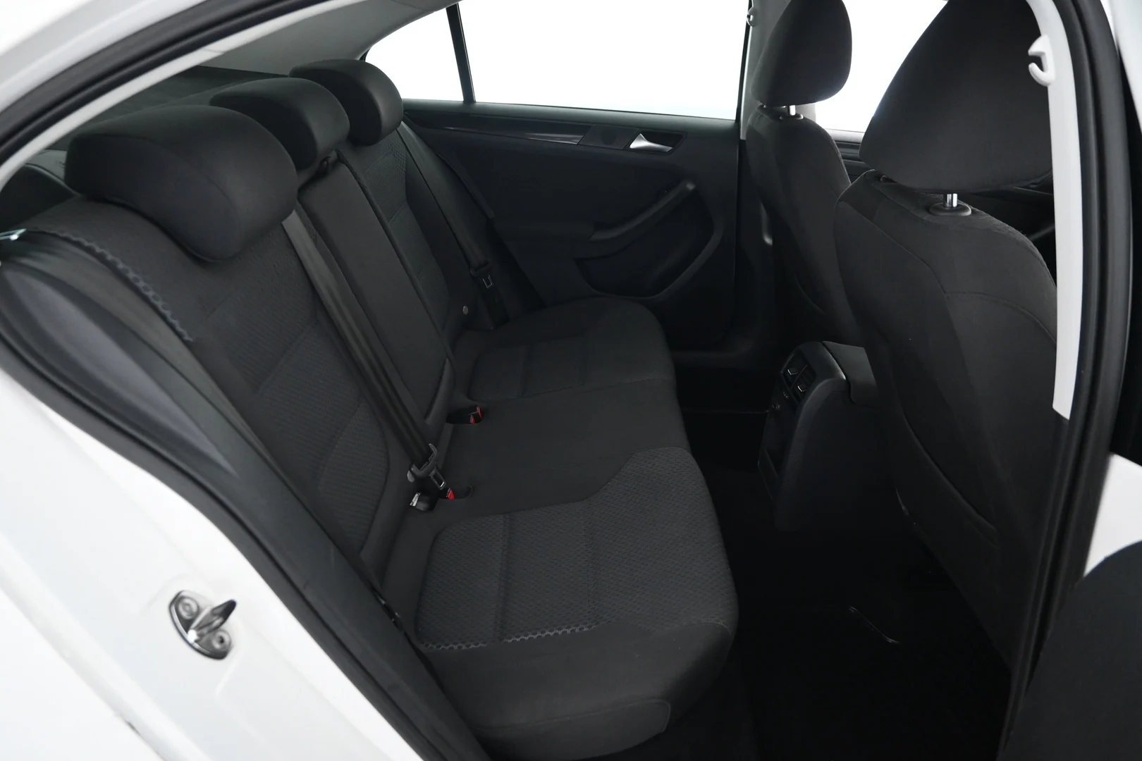 Car Image - 2yN10lbbtBj475sCoGnaEP
