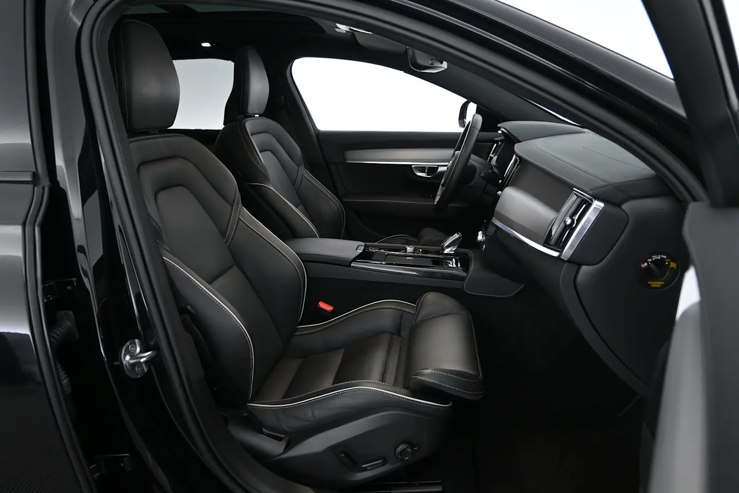 Car Image - JiYb3yCHr5FIHBkRVSms8